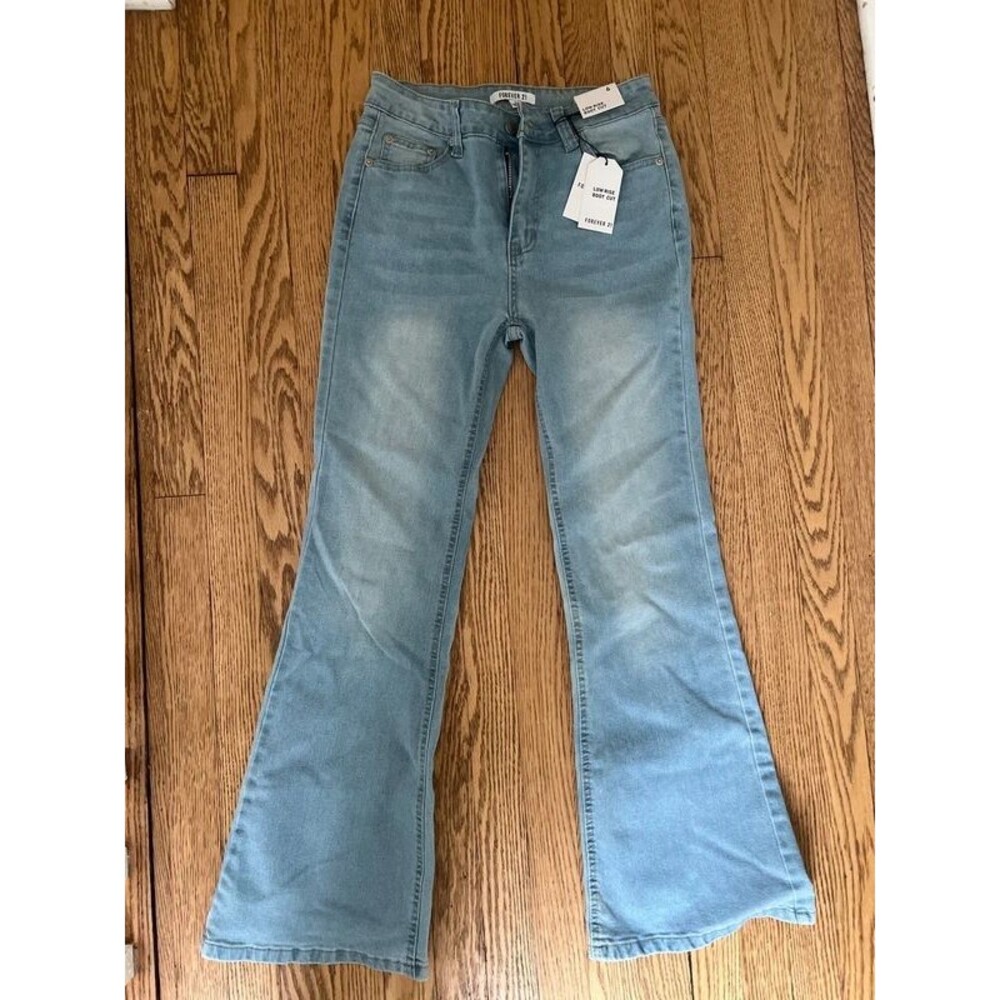 Light denim jeans - low rise